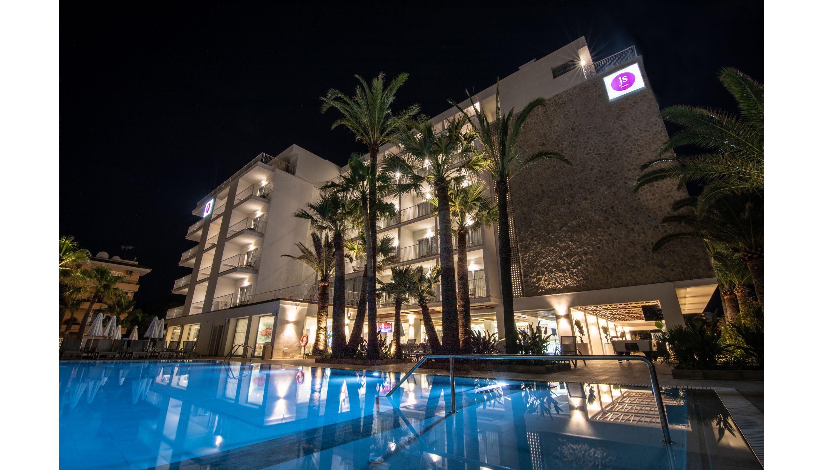 Js Yate Hotel Can Picafort  Bagian luar foto